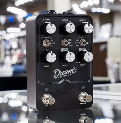 Universal Audio - UAFX Dream '65 Reverb Amplifier Pedal